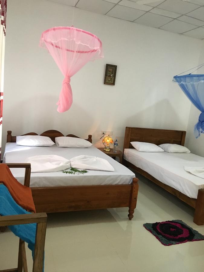 Siyapath Holiday Resort Полоннарува Экстерьер фото