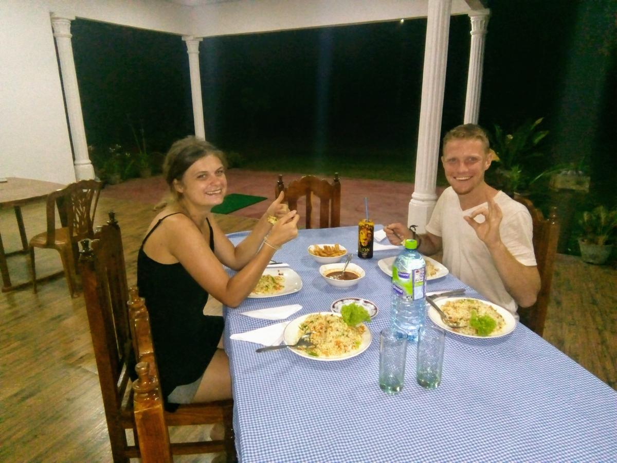 Siyapath Holiday Resort Полоннарува Экстерьер фото